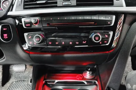 부산BMW 3GT, 센터엠비언트 공조기엠비언트 재떨이등