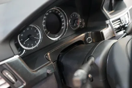[대구실내랩핑] 벤츠 E클래스 E300 실내랩핑 [디엠달서점][달서구,화원,대곡,달성군,월배,현풍,구미,성서 실내랩핑][대구랩핑전문][실내래핑] / 대구 달서구