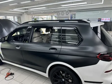 BMW X7 전체 랩핑 - 양재동 랩핑 / 서울 서초구 양재동