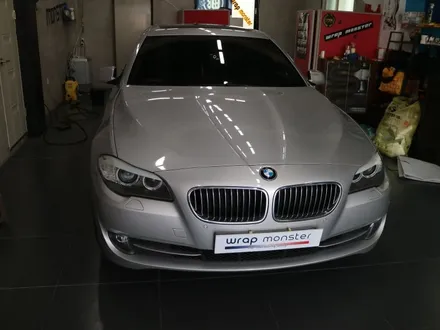 BMW520D 사틴화이트 & 사틴블랙 전체랩핑은 창원 랩몬스터에서~!!!! / 창원시 마산회원구