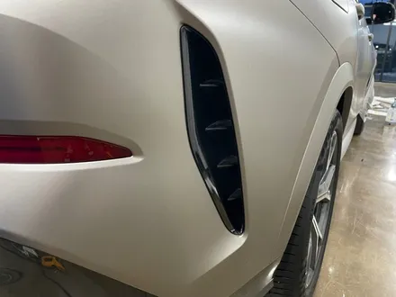☆BMW X6 무광 알루미늄 화이트 전체 랩핑은 창원 랩몬스터☆ / 창원시 마산회원구