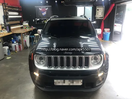 미니 suv 레니게이드 사틴 블랙 랩핑으로 포스 up 해볼게요^^ / 용산구 문배동