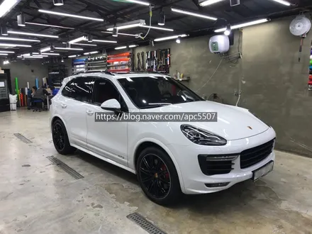카이엔 gts 사틴 블랙 차량랩핑 / 용산구 문배동