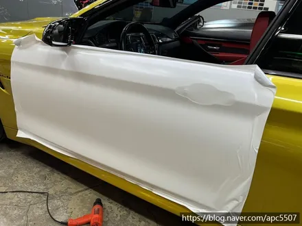 bmw m4 사틴 화이트 전체랩핑 / 용산구 문배동