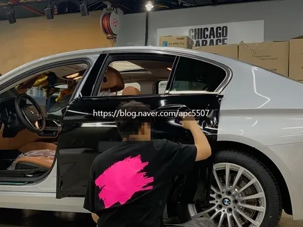 신형도 역시 자동차 랩핑 \'신형 BMW 520I\' / 용산구 문배동