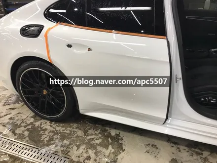 포르쉐 파나메라 GTS PPF 차량랩핑으로 스크래치 보호! / 용산구 문배동