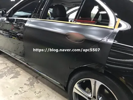 사틴랩핑 블랙으로 전체자동차랩핑 / 용산구 문배동