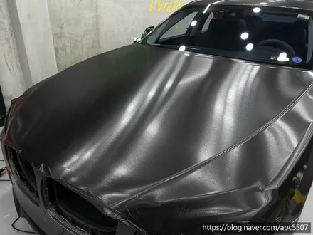 마포구 전체랩핑 BMW 740Li 블랙 브러쉬필름으로 보험건 전체랩핑 시공기 / 용산구 문배동