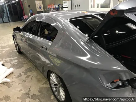 서울 BMW 5시리즈 락그레이 랩핑 시공 / 용산구 문배동