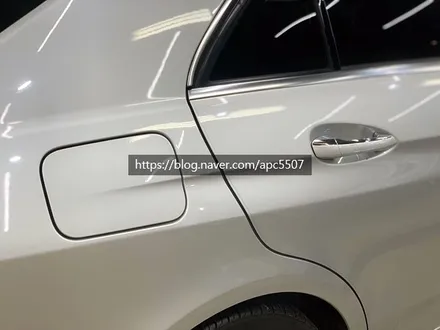 벤츠 e250 사틴 화이트, 자동차 랩핑으로 인기를 누려보자! / 용산구 문배동
