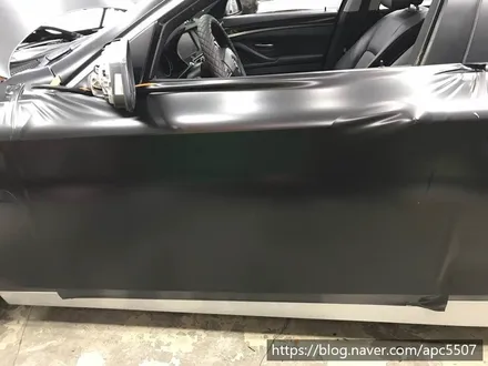 bmw f10 사틴 블랙 랩핑 / 용산구 문배동