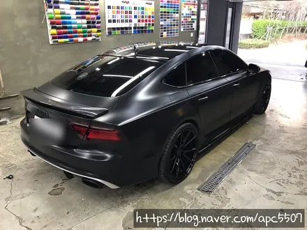 rs7 화이트 & 블랙 랩핑 / 용산구 문배동
