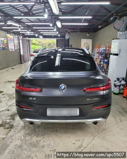 bmw x4 전체랩핑 사틴 블랙 / 용산구 문배동