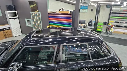 부분랩핑, 두 대의 차로 증명하는 디테일의 차이: BMW Z4 크롬딜리트와 미니 루프스킨 / 용산구 문배동