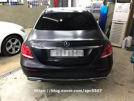 사틴랩핑 블랙으로 전체자동차랩핑 / 용산구 문배동
