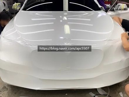 고급스러운 다이아몬드 화이트 랩핑 시공기 \'BMW 7시리즈\' / 용산구 문배동