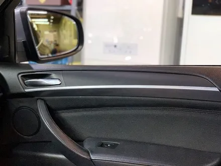 매트블랙 실내 랩핑 \'BMW X6\' 시공기 / 용산구 문배동