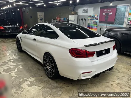 bmw m4 사틴 화이트 전체랩핑 / 용산구 문배동