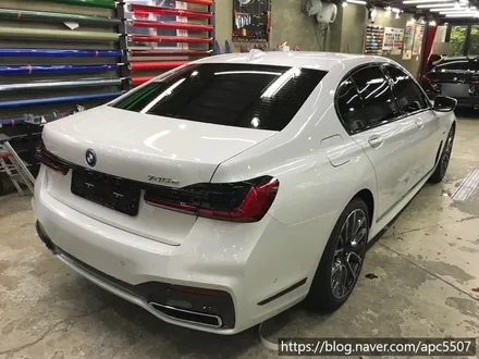 BMW 7시리즈 세단 745e 하이브리드 크롬 죽이기 시공 / 용산구 문배동