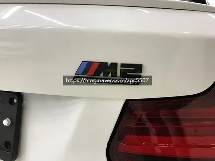 2020 BMW M2, 유광 화이트 자동차 랩핑 시공기 / 용산구 문배동