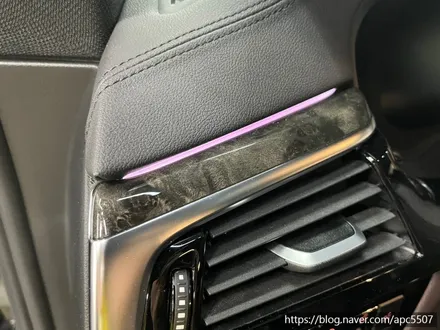 BMW 6시리즈 카본 필름으로 실내랩핑 / 용산구 문배동