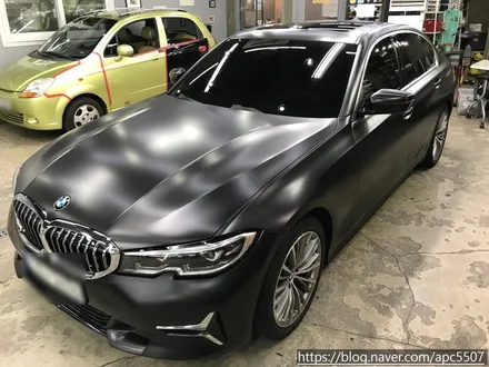 BMW 320d 사틴블랙 전체 랩핑 / 용산구 문배동