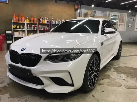 2020 BMW M2, 유광 화이트 자동차 랩핑 시공기 / 용산구 문배동