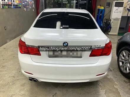 고급스러운 다이아몬드 화이트 랩핑 시공기 \'BMW 7시리즈\' / 용산구 문배동