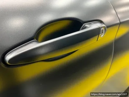 용산구 랩핑, 마포구랩핑 BMW M4 컨버터블 메탈릭 블랙 락그레이 필름으로 전체랩핑 시공 가보자고 -! / 용산구 문배동