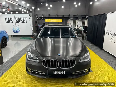 마포구 전체랩핑 BMW 740Li 블랙 브러쉬필름으로 보험건 전체랩핑 시공기 / 용산구 문배동