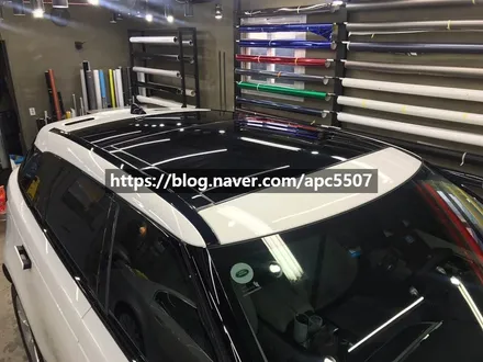 차량랩핑 으로 레인지로버 벨라 차량을 모던하게 시공 / 용산구 문배동
