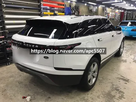 차량랩핑 으로 레인지로버 벨라 차량을 모던하게 시공 / 용산구 문배동