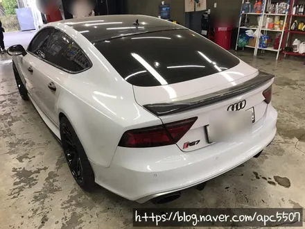 rs7 화이트 & 블랙 랩핑 / 용산구 문배동