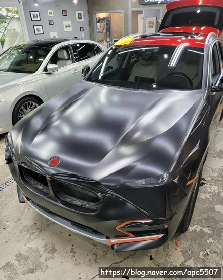 bmw x4 전체랩핑 사틴 블랙 / 용산구 문배동