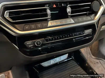 BMW ix3 카본 실내랩핑으로 드레스업 / 용산구 문배동