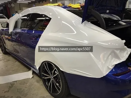 풀체인지 BMW 330i 유광 화이트 자동차 래핑 / 용산구 문배동