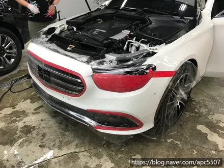 벤츠 E 클래스 E250 프런트 범퍼 PPF & 블랙 PPF 루프스킨 시공 / 용산구 문배동