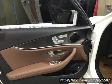 신형 e 클래스 실내 변경 / 용산구 문배동