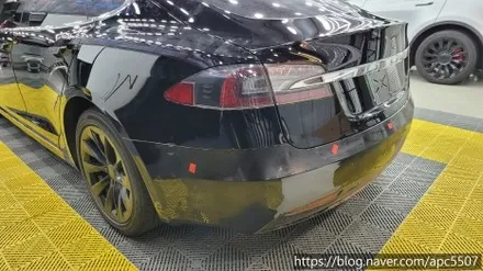 테슬라 모델 S BMW 산레모 그린 컬러로 완벽 복구 / 용산구 문배동