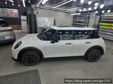 bmw 미니 루프스킨 시공 용산(구) 랩핑 잘하는 곳 / 용산구 문배동