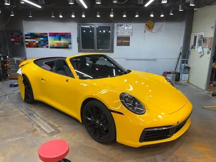 911카브리올레 992 다크옐로우 전체랩핑_하남랩핑_미사랩핑_남양주랩핑_구리랩핑 / 하남 풍산동