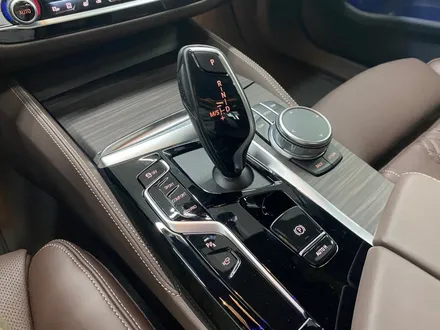 G30 LCI 5시리즈 카본블랙 실내랩핑_하남랩핑_남양주랩핑_다산랩핑_강동랩핑_실내랩핑 / 하남 풍산동