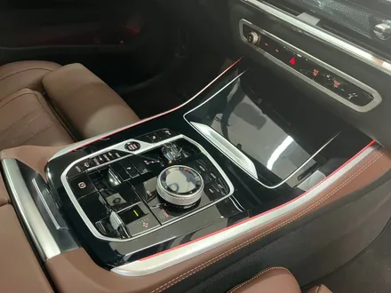 BMW X5 실내 랩핑시공으로 눈부심 방지와 세련됨을 더하다!_상일동랩핑_길동랩핑 / 하남 풍산동