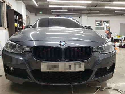 BMW포인트랩핑 3시리즈 포인트그릴스트럿바랩핑!_서울랩핑_하남랩핑_자동차랩핑_남양주랩핑_강동랩핑_별내랩핑_포인트랩핑 / 하남 풍산동