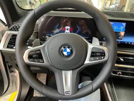 BMW X5 실내 랩핑시공으로 눈부심 방지와 세련됨을 더하다!_상일동랩핑_길동랩핑 / 하남 풍산동