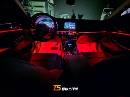 올뉴K7 엠비언트 구형 차량 분위기를 바꾸고 싶다면 무드등 라이트 시공이 정답