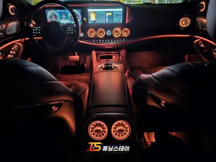벤츠S클래스 송풍구 엠비언트 부메스터 튜닝으로 허전함 잡는 법