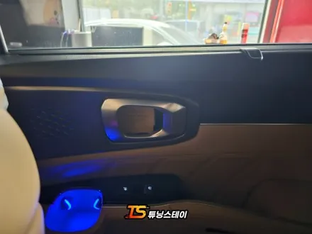 쏘렌토 MQ4 엠비언트 포인트 시공 고민중이신가요? 더이상 고민하지 마세요