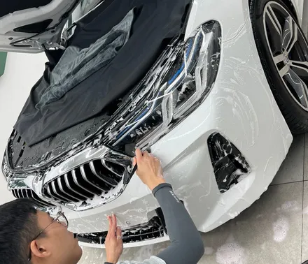 흰차 앞범퍼에 검은 돌빵들 너무 보기 싫어요! BMWPPF 6GT / 성남 판교 수정구