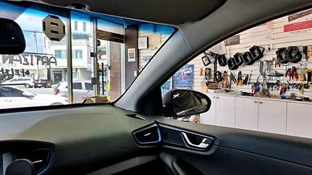 평택 썬팅 아이오닉 차량 전체 재시공